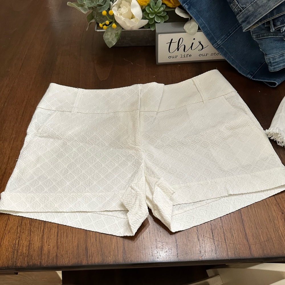 Maurices White Ivory Women's Shorts
